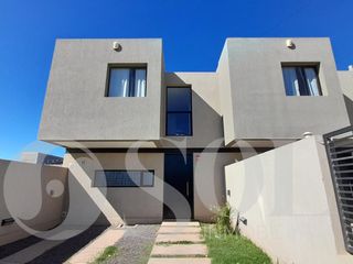 Foto 5 de En alquiler excelente dúplex 2 dormitorios B° Ayres del Valle en Cipolletti