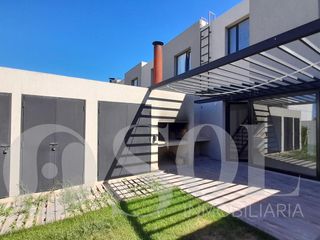 Foto 21 de En alquiler excelente dúplex 2 dormitorios B° Ayres del Valle en Cipolletti
