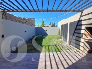 Foto 16 de En alquiler excelente dúplex 2 dormitorios B° Ayres del Valle en Cipolletti