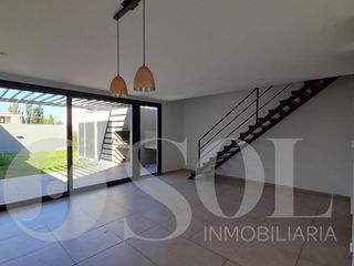 Foto 3 de En alquiler excelente dúplex 2 dormitorios B° Ayres del Valle en Cipolletti