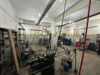 Foto 5 de Local comercial en Saavedra 228 m2 aprox - Pinto 4600
