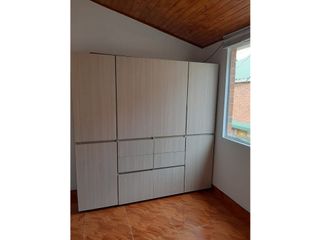 Foto 6 de ARRIENDO CASA EN CASA DEL PRADO