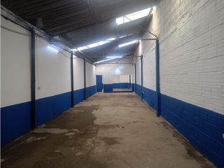 Foto 2 de BODEGA DE 320 M2 EN ARRIENDO, PRADO VERANIEGO
