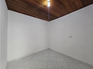 Foto 10 de SE ARRIENDA ACOGEDORA CASA EN CAMBULOS
