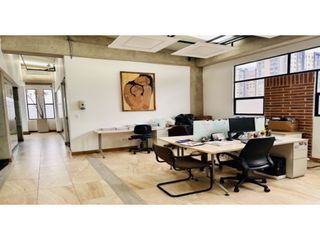 Foto 5 de VENDO EDIFICIO CON BODEGA EN PRADO VERANIEGO