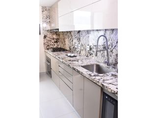 Foto 5 de Moderno apartamento para arriendo en Santa Bárbara