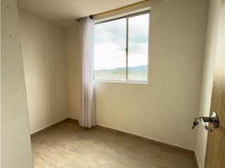 Foto 7 de Venta Apartamento en El Salitre de Suba - Bogota