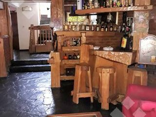 Foto 2 de Venta Casa 4 dormitorios-Coronel Diaz-San Martin de los Andes