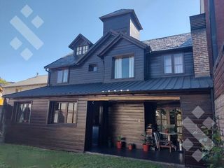 Foto 8 de Venta Casa 4 dormitorios-Coronel Diaz-San Martin de los Andes