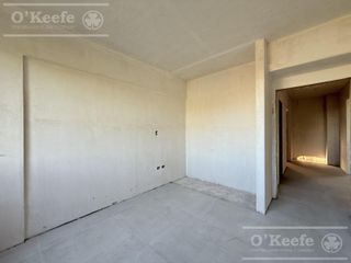 Foto 9 de Departamento 2 ambiente en Venta Bernal Centro.