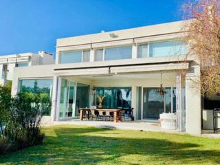 Foto 3 de Casa - Los Alisos