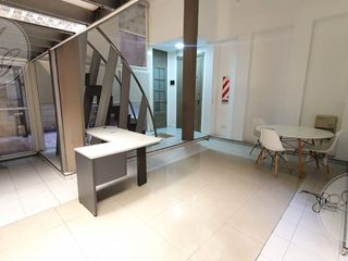 Foto 4 de IMPEDIBLE OFICINA/ CONSULTORIO - 2 BAÑOS - 2 OFICINAS - PATIO - COCINA