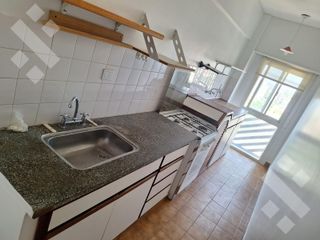Foto 4 de Alquiler Dpto 2 dormi   cochera - San Martin al 700 - Cipolletti