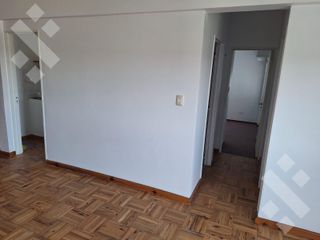 Foto 3 de Alquiler Dpto 2 dormi   cochera - San Martin al 700 - Cipolletti