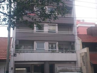 Foto 1 de Departamento - Lomas de Zamora Oeste