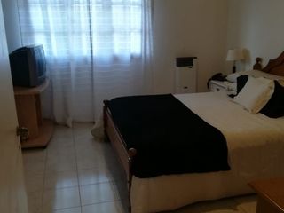 Foto 3 de Dúplex en venta de 3 dormitorios en Villa del Parque