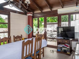 Foto 10 de Casa en venta de 3 dormitorios con cochera en Grand Bourg