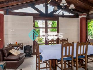 Foto 9 de Casa en venta de 3 dormitorios con cochera en Grand Bourg