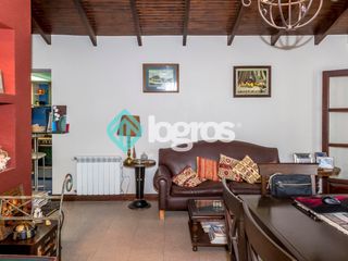 Foto 7 de Casa en venta de 3 dormitorios con cochera en Grand Bourg