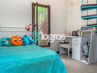 Foto 33 de Casa en venta de 3 dormitorios con cochera en Grand Bourg