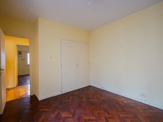 Foto 7 de Departamento en Venta de 3 Ambientes en Monserrat y  Apto credito