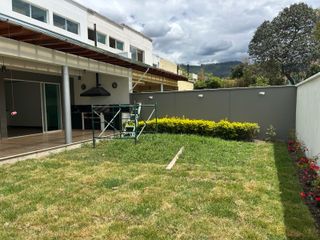 Foto 1 de Casa - Cumbayá