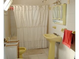 Foto 25 de Casona Céntrica con piscina En Venta!!
