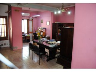 Foto 5 de Casona Céntrica con piscina En Venta!!