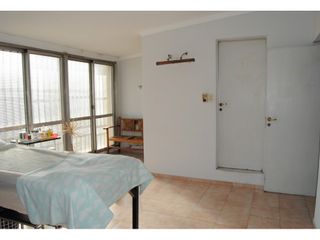 Foto 20 de Casona Céntrica con piscina En Venta!!