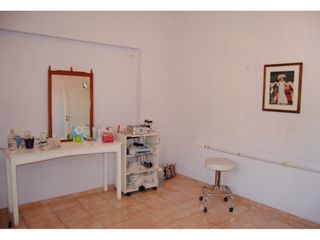 Foto 33 de Casona Céntrica con piscina En Venta!!