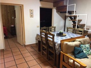 Foto 5 de Local Comercial Con Departamento En Venta