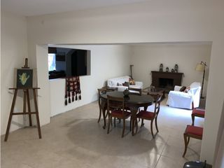 Foto 8 de Interesante Finca En Venta con hermosa casa-San Rafael Mendoza - Colonia Elena