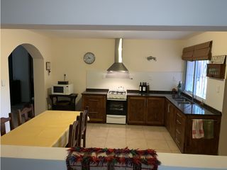 Foto 10 de Interesante Finca En Venta con hermosa casa-San Rafael Mendoza - Colonia Elena