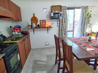 Foto 4 de OPORTUNIDAD!! 2 Casas en venta, excelente ubicación - Loteo Viñuela