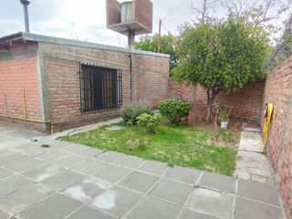 Foto 3 de Casa en venta de 3 dormitorios c/ cochera en San Rafael