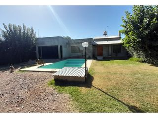 Foto 3 de Hermosa Casa En Venta - Salto De Las Rosas