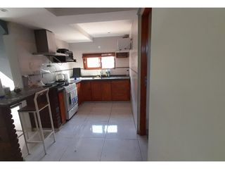 Foto 5 de Hermosa Casa En Venta - Salto De Las Rosas
