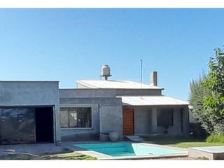 Foto 1 de Hermosa Casa En Venta - Salto De Las Rosas