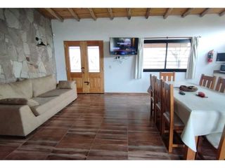 Foto 18 de Hermosa Casa, quincho y pileta En Venta - Las Paredes