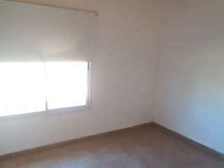Foto 8 de Casa con quincho en venta -Las Paredes