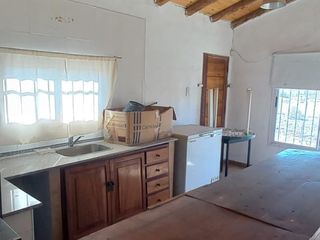 Foto 3 de Casa con quincho en venta -Las Paredes