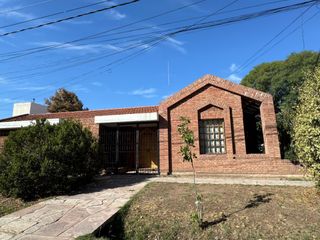 Foto 1 de Importante Casa en venta, excelente ubicación, barrio Sat