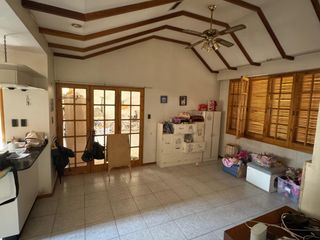 Foto 6 de Importante Casa en venta, excelente ubicación, barrio Sat