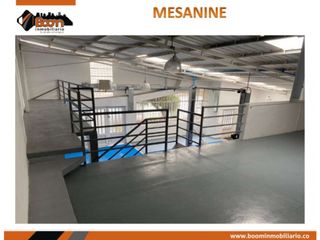 Foto 5 de **ARRIENDO BODEGA BARRIO SPRING 320 M2