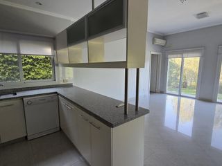Foto 9 de Casa en  Alquiler en Barrancas del Lago - Nordelta
