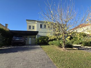 Foto 2 de Casa en  Alquiler en Barrancas del Lago - Nordelta