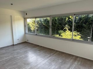 Foto 5 de Departamento de dos ambientes y medio en Don Bosco en venta