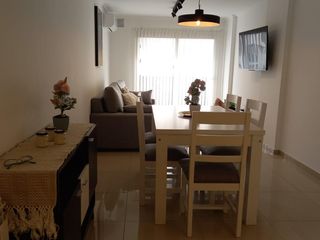 Foto 4 de Departamento en alquiler 2 dorm, Barrio Gral Paz! c / Amenities! Opcional cochera