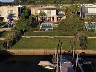 Foto 39 de Lencke vende - excelente casa en Albanueva