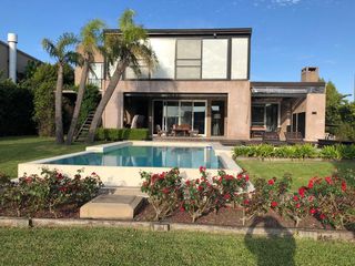 Foto 26 de Lencke vende - excelente casa en Albanueva